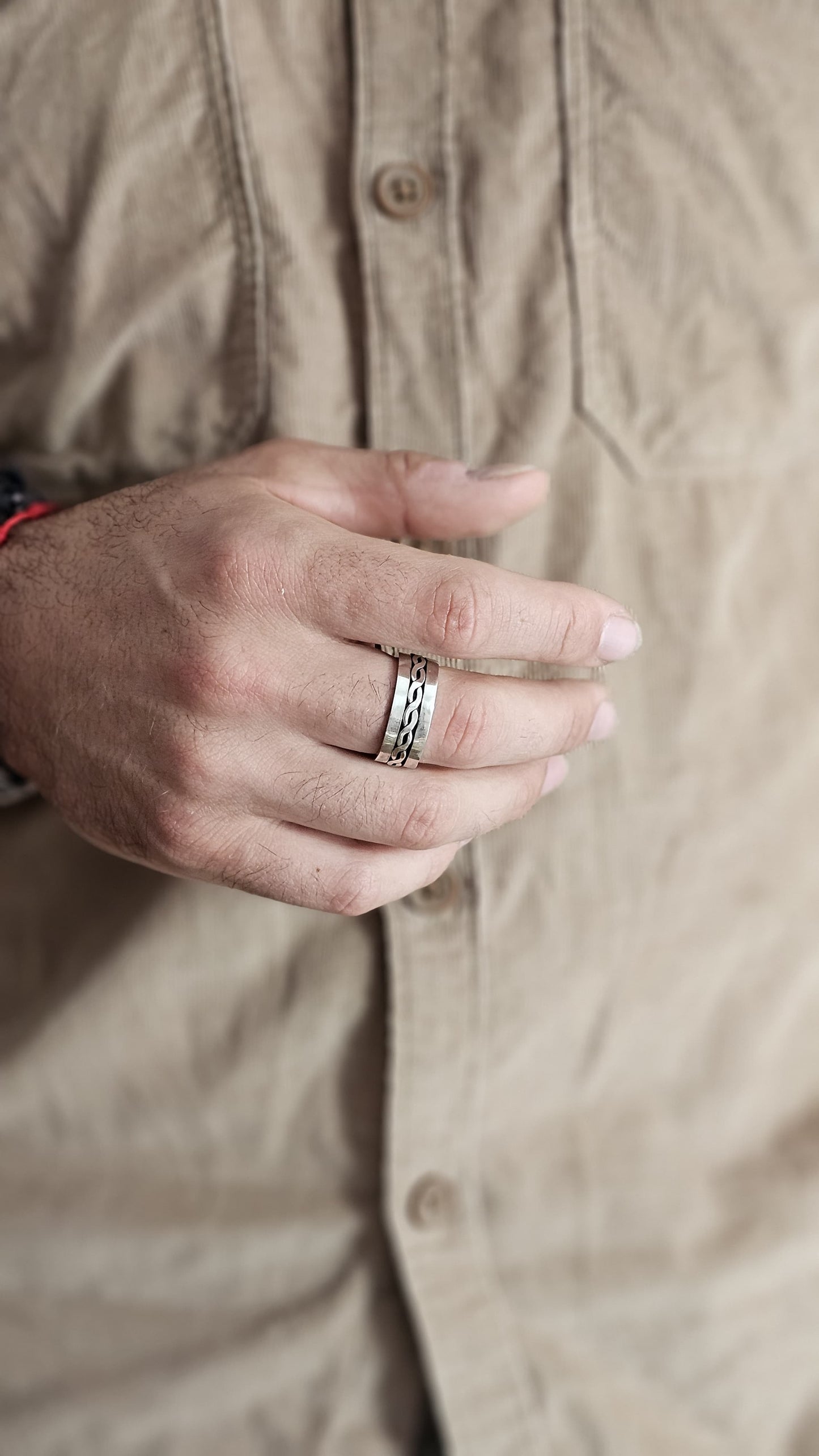 Anillo detalle trenza