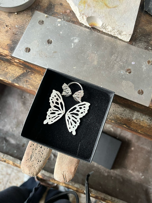Pendientes mariposa